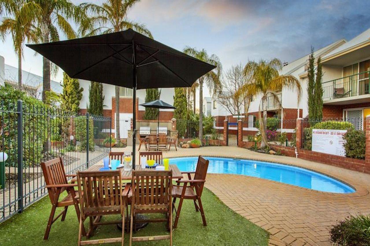 Comfort Apartments South Perth Bagian luar foto