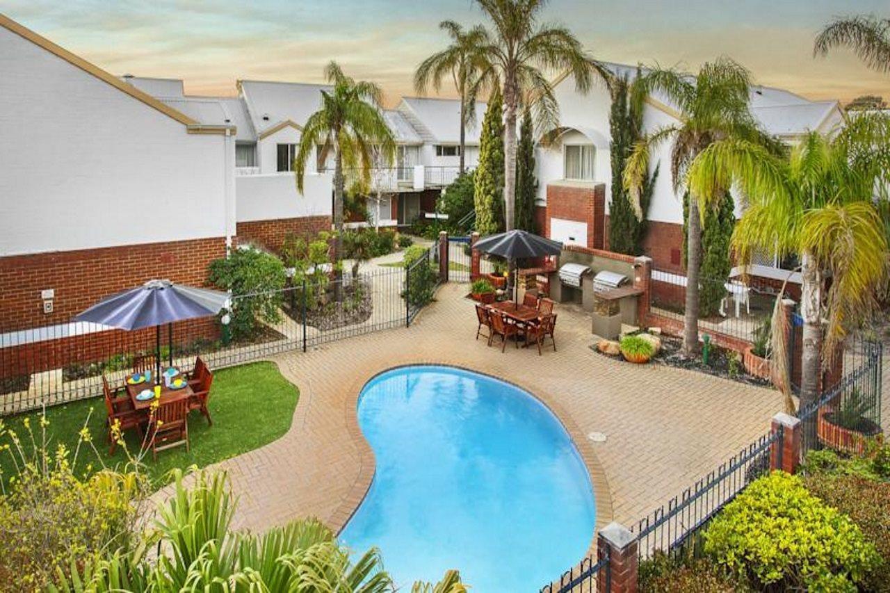Comfort Apartments South Perth Bagian luar foto