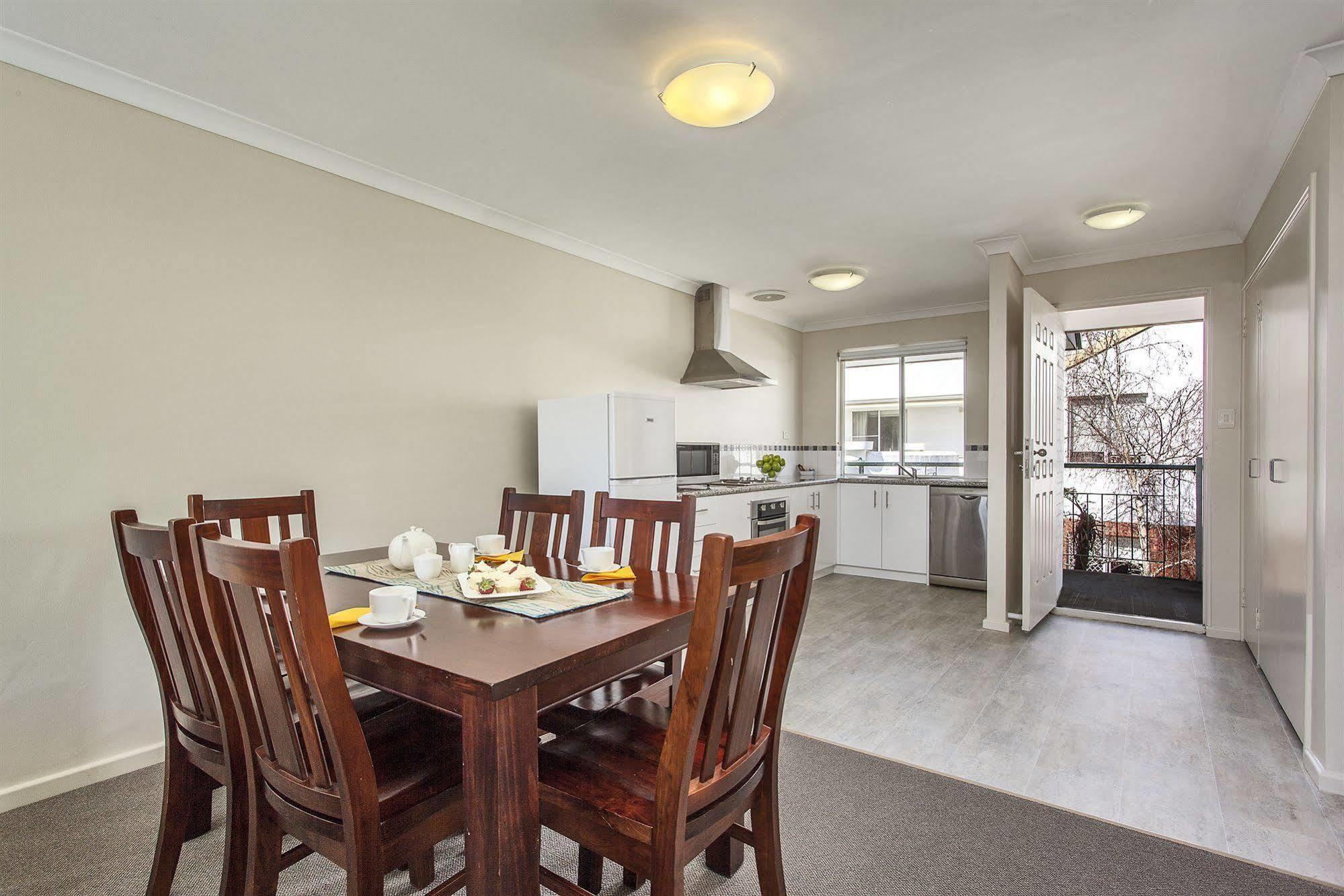 Comfort Apartments South Perth Bagian luar foto